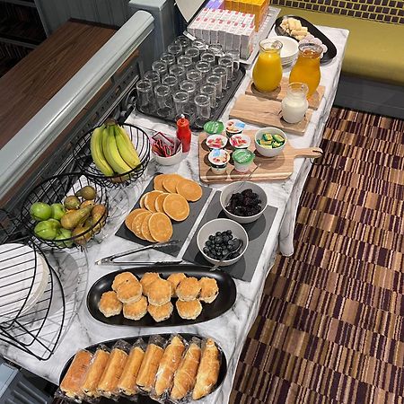 米尔顿酒店 邓巴顿 外观 照片